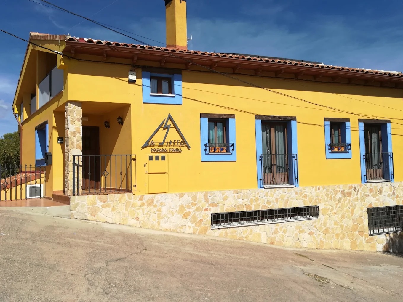 28.- Campaña Hostal Rural 8% Anual Garantizado!!