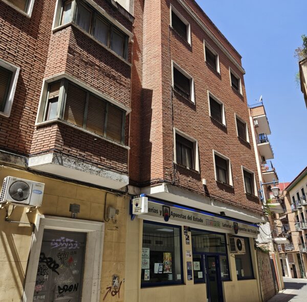 Proyecto De Compra, Reforma y Venta de Edificio